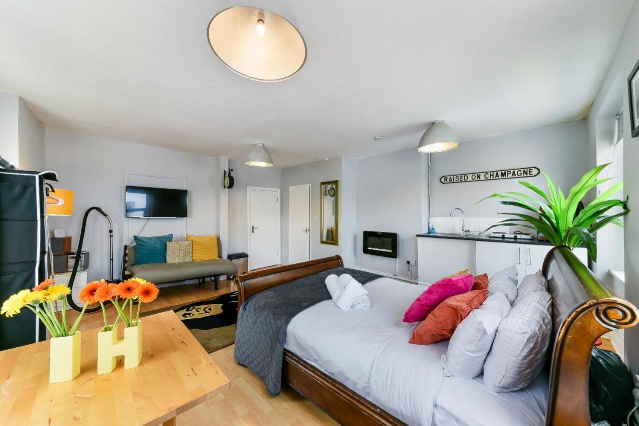Bob Marley Studio - Shoreditch Near Liverpool Street London Exterior photo